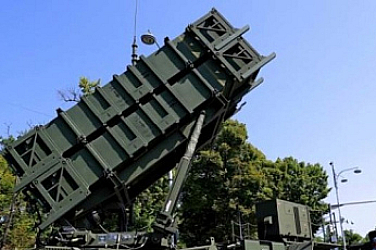 Спирането на доставките на оръжие за Украйна изненада много американски служители