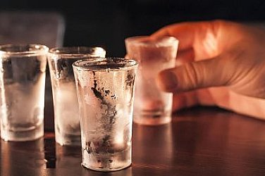 Посягат на свещеното: Цените на алкохола в Русия рязко се повишават