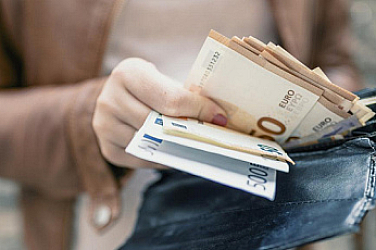 Не се променя или премахва договор с работодателя при заплата в евро?
