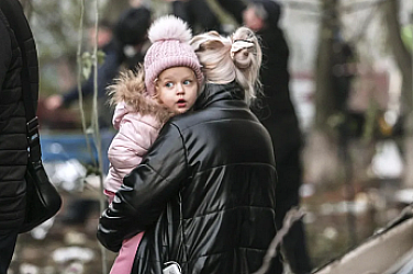 Отвлечени, изтрити, превърнати в руснаци: Трагедията на украинските деца