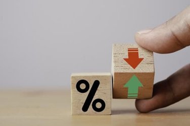 Правителството намалява законната лихва по просрочени задължения