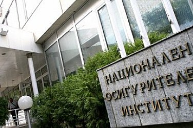 Средният осигурителен доход за октомври достига 1879 лв.