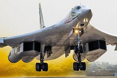 Русия разполага стратегически бомбардировачи над Арктика