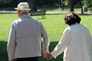 Най-много страдат възрастните: 2 милиона българи живеят без пряк достъп до аптека