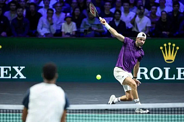 Григор Димитров прекрати участието си в Париж