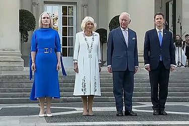 Визитата на Чарлз III ден втори: Знакова реч пред Конгреса и тайни в Овалния кабинет