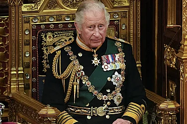 Британската монархия на ръба: Чарлз III може да пожертва трона заради принц Андрю