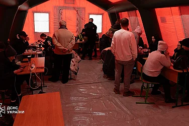 Зеленски обяви извънредно положение в енергийния сектор след руски удари по Киев