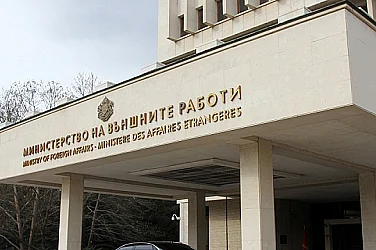 Бягство от войната: 1207 българи евакуирани от ОАЕ, още около 400 се прибират от Дубай