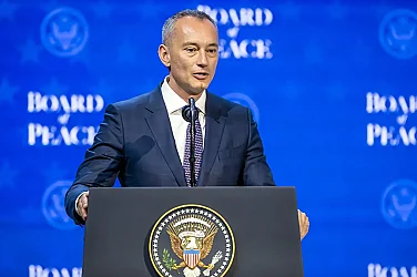 Новият ред на Николай Младенов: 2000 палестинци се втурнаха да стават полицаи в Газа