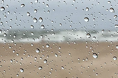 Облаци, дъжд и застудяване: Пролетта отстъпва място на по-студено време