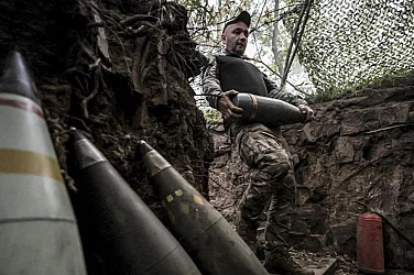 Четирима души загинаха и над 20 са ранени при руски атаки в Украйна