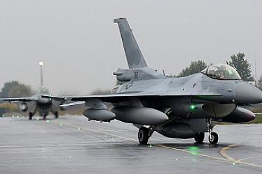 Българските ВВС вече имат шест изтребителя F-16