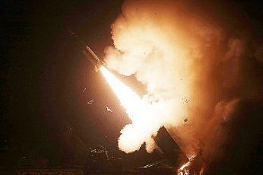 С дронове и ракети ATACMS Украйна затвори московски летища