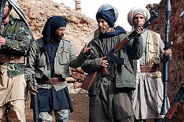 Разрив в талибаните: Заглушеният интернет разкри вътрешна война