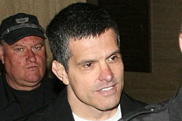 СГС решава дали да пусне предсрочно „поправилия“ се Брендо