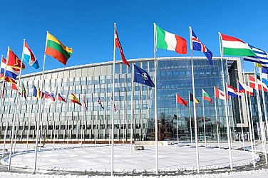 Дронове, ракети, самолети: НАТО създава  „гореща зона“ по източната си граница