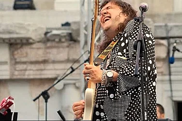 Почина легендарният български рок китарист Личо Стоунса