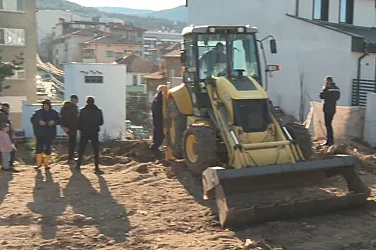Без вода, с протести и аварии: Частично бедствено положение в Асеновград