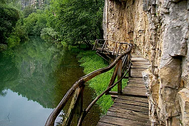 Скритите перли на България: 3 места за разходка, които ще ви накарат да се влюбите отново