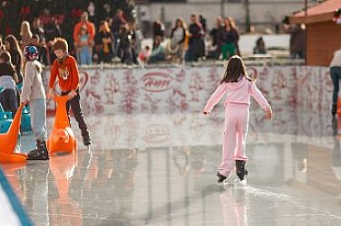 София на кънки: Четири ледени пързалки работят в столицата