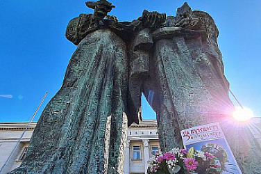 Време e да изкукурига един задружен будилник!