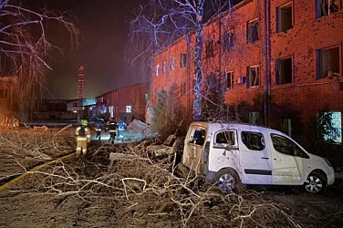 Четирима души са убити при масирана руска атака срещу Киевска област