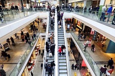 По 550 лева от джоба на всеки българин за Черен петък