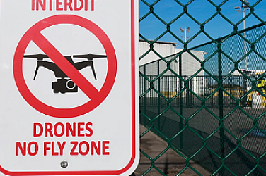 Белгия поиска помощ от НАТО, британски екип разследва дроновете над летища и бази