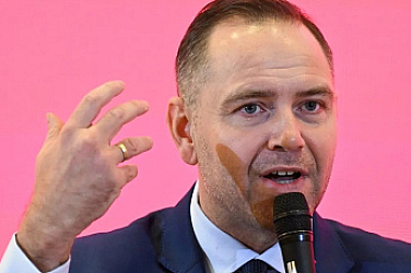 Полският президент спря детските надбавки за украински бежанци