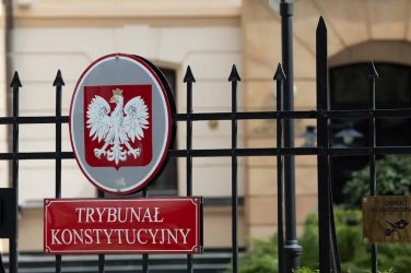 Съдът на ЕС: Конституционният трибунал на Полша има политически зависимости