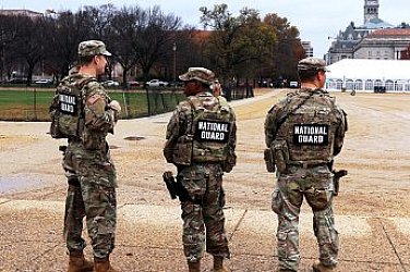 ФБР: Ранените войници от Националната гвардия са в критично състояние, но живи