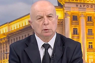 Кап. Христо Папукчиев: Ормузкият проток е „виртуално затворен” заради застрахователна криза