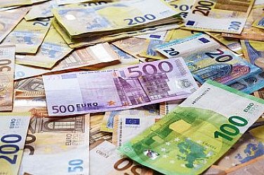 Банки определиха срокове за спиране на плащанията с карта заради еврото