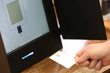1000 от машините за гласуване са с липсващи части, но има достатъчно работещи