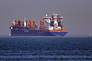 САЩ блокират морската търговия на Иран въпреки обещанието за нови преговори