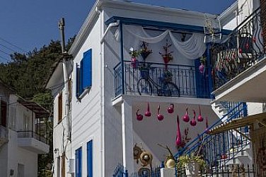 Скандал в Гърция за имоти на българи