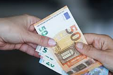 Пенсионери взимат по 3,5 евро на час с работа, за която в Германия дават по 14 евро