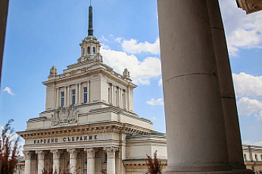 Бюджетната комисия в НС подкрепи ограничаването на износа на горива