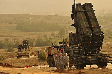 САЩ може да отклонят ключови оръжия от Украйна към Близкия изток