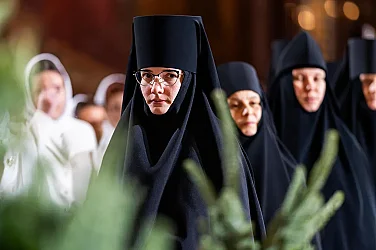 Руски монахини шпионират от манастири в Швеция и събират средства за войната