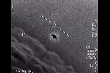 Пентагонът показа видеа с НЛО. Журналист тръгна да търси извънземни – ето какво откри