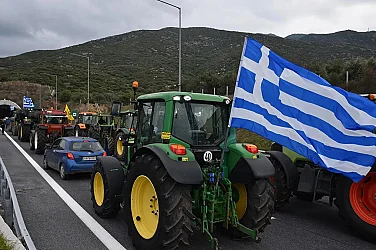 Колко губи българският бизнес от блокадите на гръцките фермери?