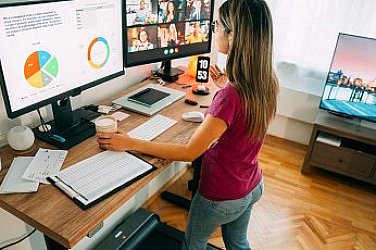 Поколението „Алфа”: Пътуването до работа през 2040 г. – спомен. Имейлът – вече ретро