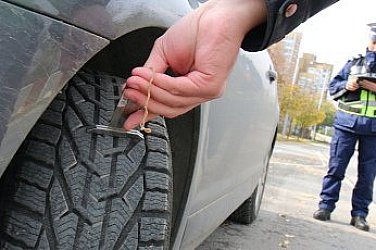 Последен ден за смяна на гумите на автомобила