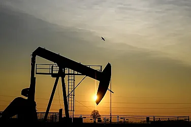 Брент за 125 долара на барел: Петролът скочи до най-високата си цена от 2022 г. насам