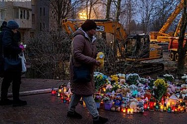 26 загинали и 22 изчезнали след руския удар в Тернопил, спасителите търсят хора втори ден