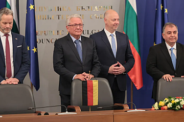 България и „Райнметал“ дават старт на завода за барут и боеприпаси за 1 млрд. лева