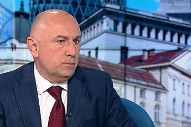 Каримански: Ситуацията ще се влоши, ако дългът не се използва за инвестиции, а за издръжка на администрацията