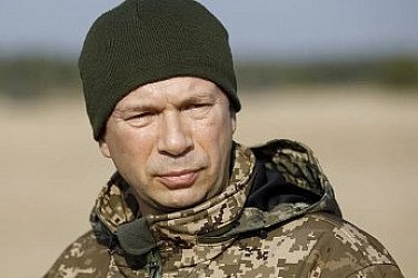 Украинският главнокомандващ: Русия се крие зад мирните преговори като продължава да настъпва